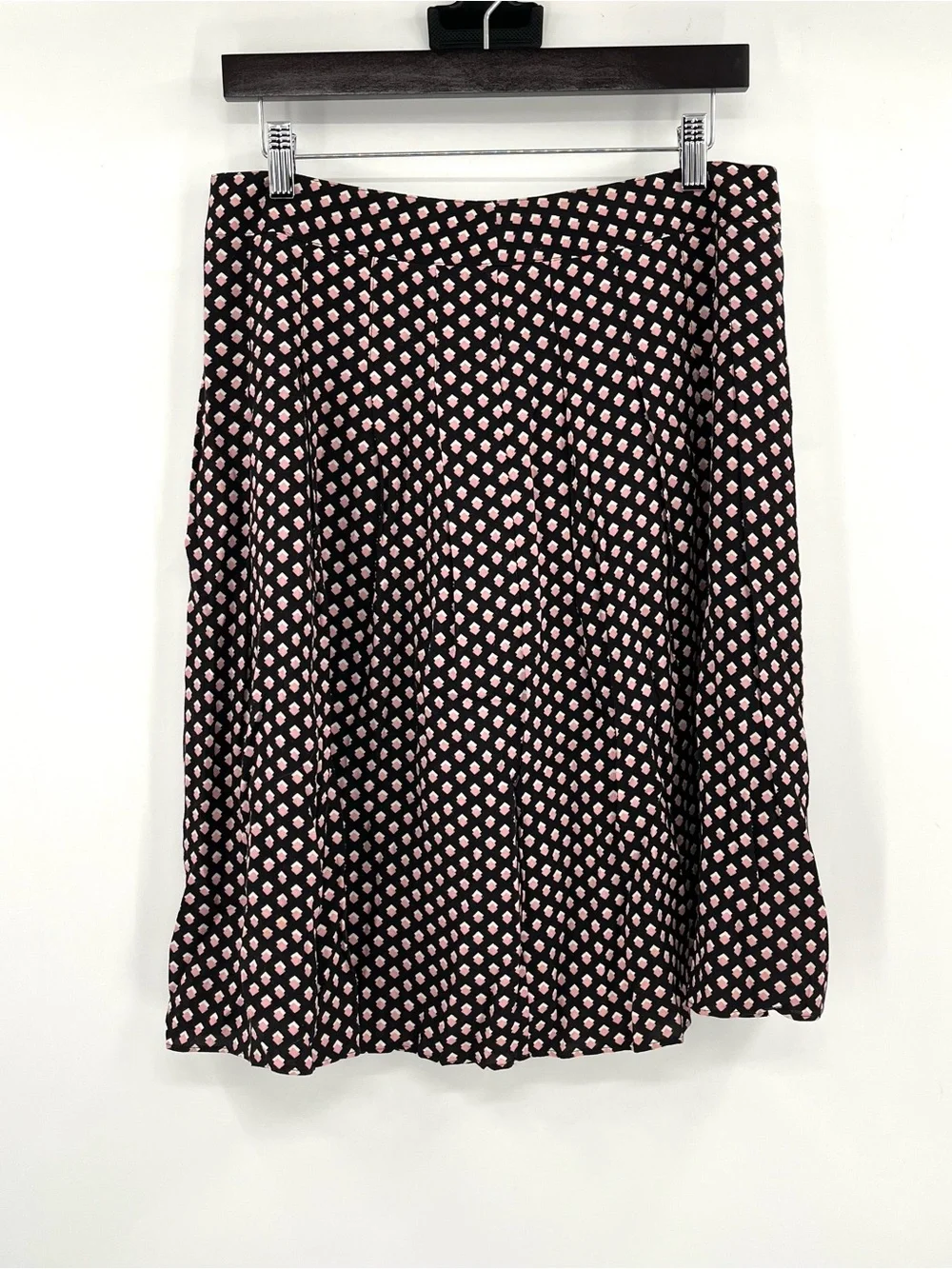 TALBOTS Skirt Black Pink Print Squares Geometric 8P Flowy Pleated Knee Length